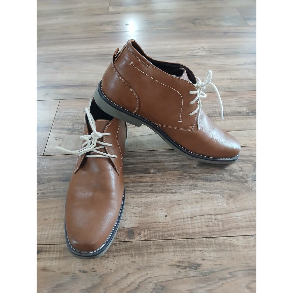 George Mens Chukka Boots 12 Memory foam